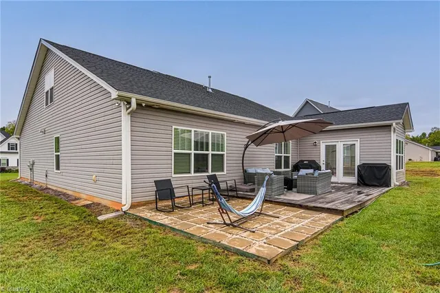 $519,900 | 8663 Stone Valley Drive, Clemmons, NC 27012