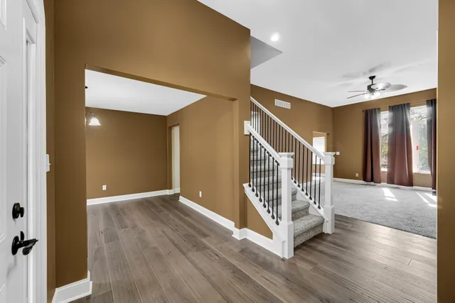 $424,900 | 736 Cinnamon Teal Court, Hobart, IN 46342