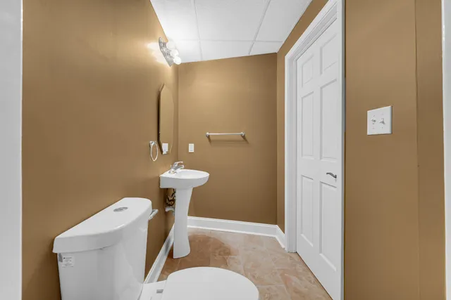 $424,900 | 736 Cinnamon Teal Court, Hobart, IN 46342