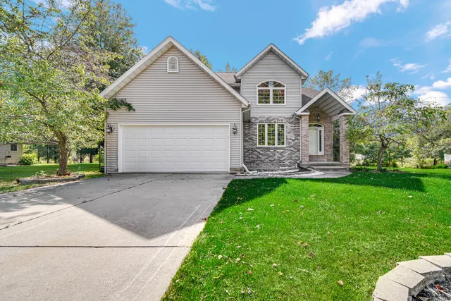 $424,900 | 736 Cinnamon Teal Court, Hobart, IN 46342