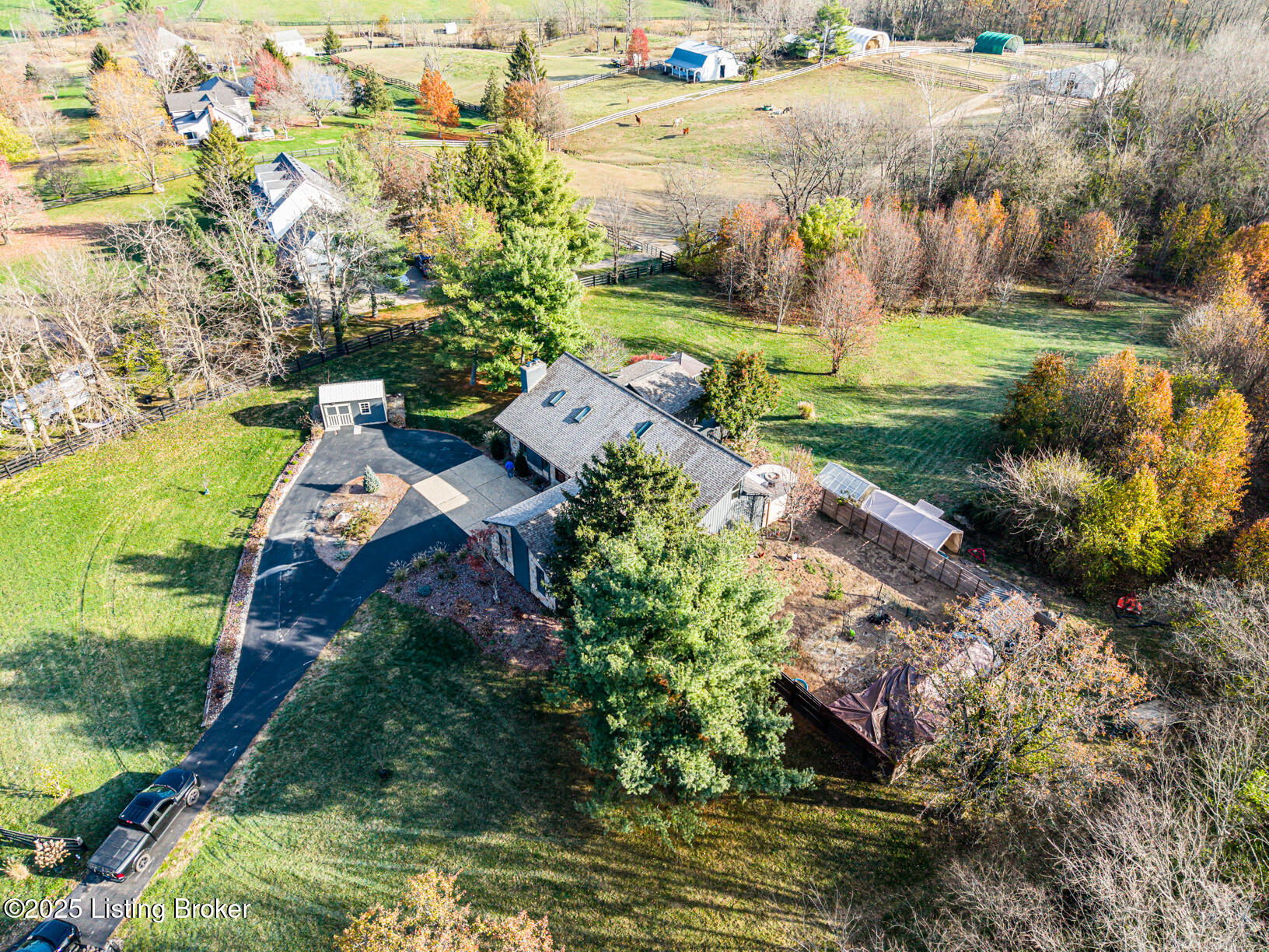630 Webb Road Simpsonville, KY 40067 - Photo 57 of 63 DJI_20241130102454_0187_D