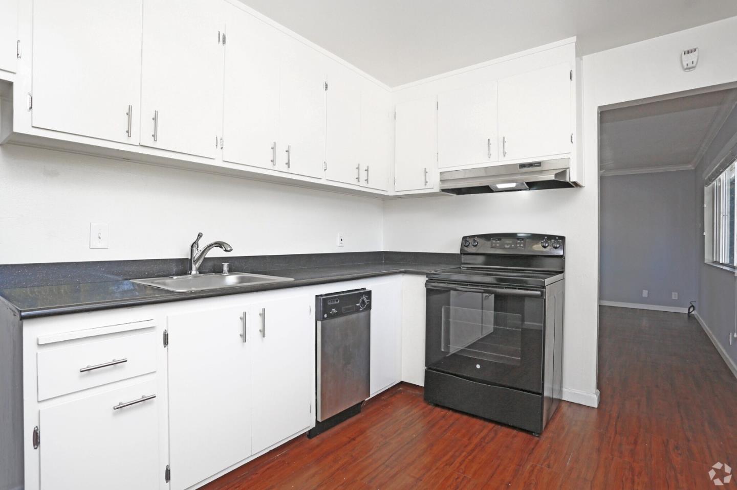 2275 Grove Way Castro Valley, CA 94546 - Photo 11 of 27