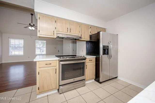 $1,750 | 1316 Deana Road, Ocean Springs, MS 39564