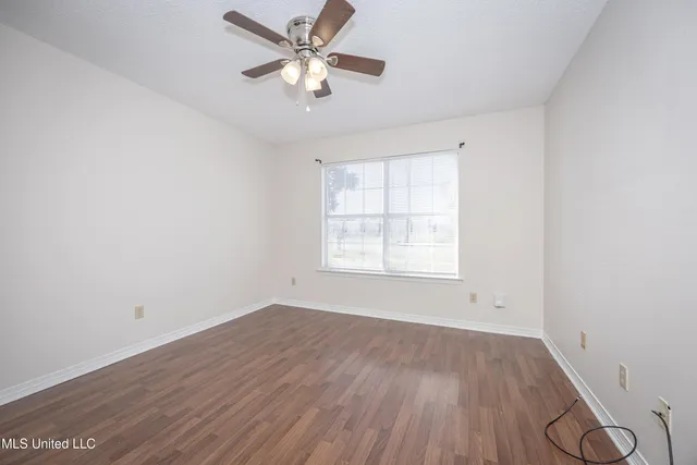 $1,750 | 1316 Deana Road, Ocean Springs, MS 39564