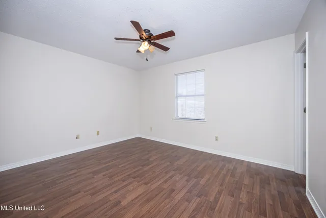 $1,750 | 1316 Deana Road, Ocean Springs, MS 39564