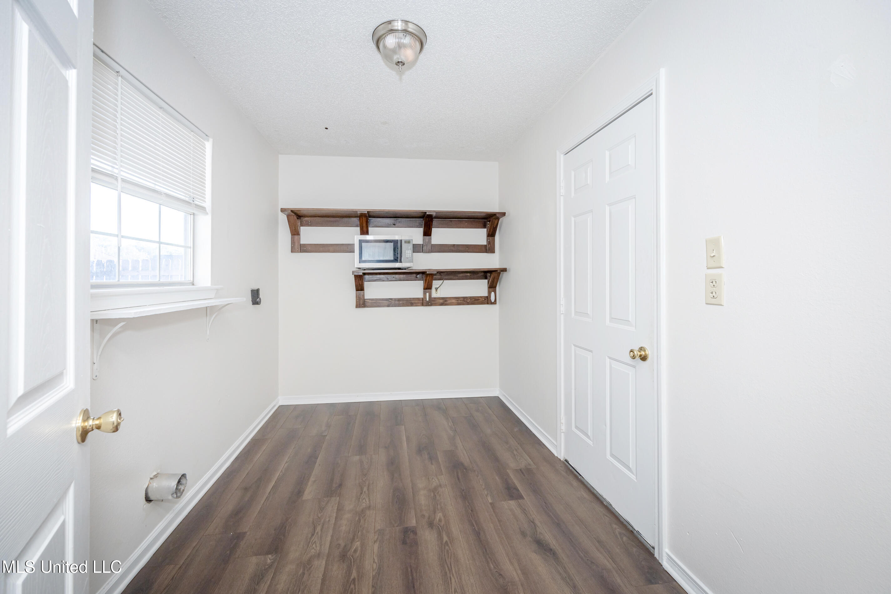 1316 Deana Road Ocean Springs, MS 39564 - Photo 28 of 36 IMG_5112