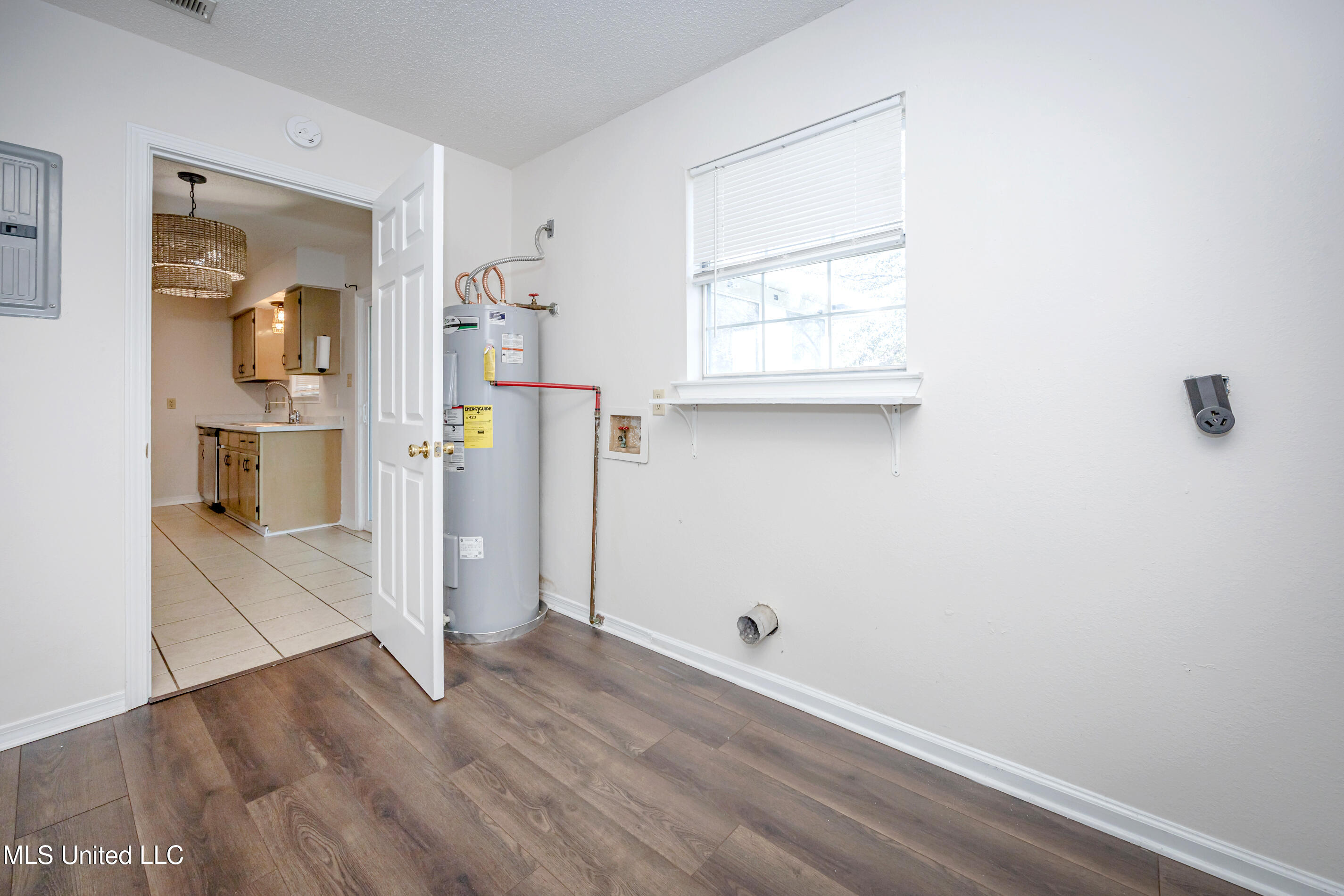 1316 Deana Road Ocean Springs, MS 39564 - Photo 29 of 36 IMG_5115