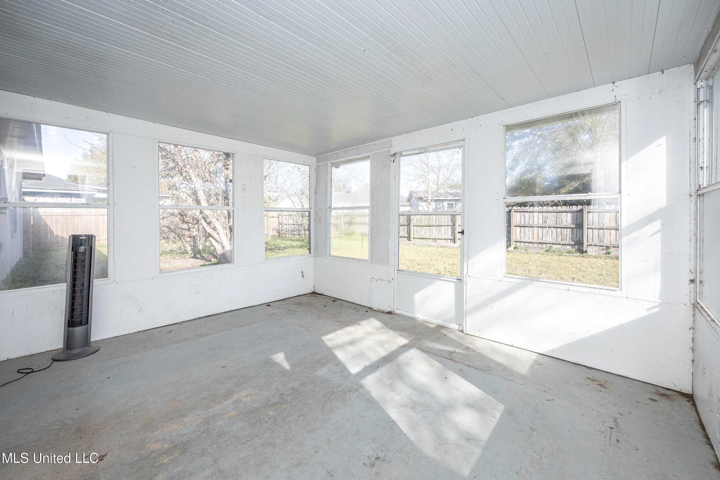 1316 Deana Road Ocean Springs, MS 39564 - Photo 31 of 36 IMG_5137