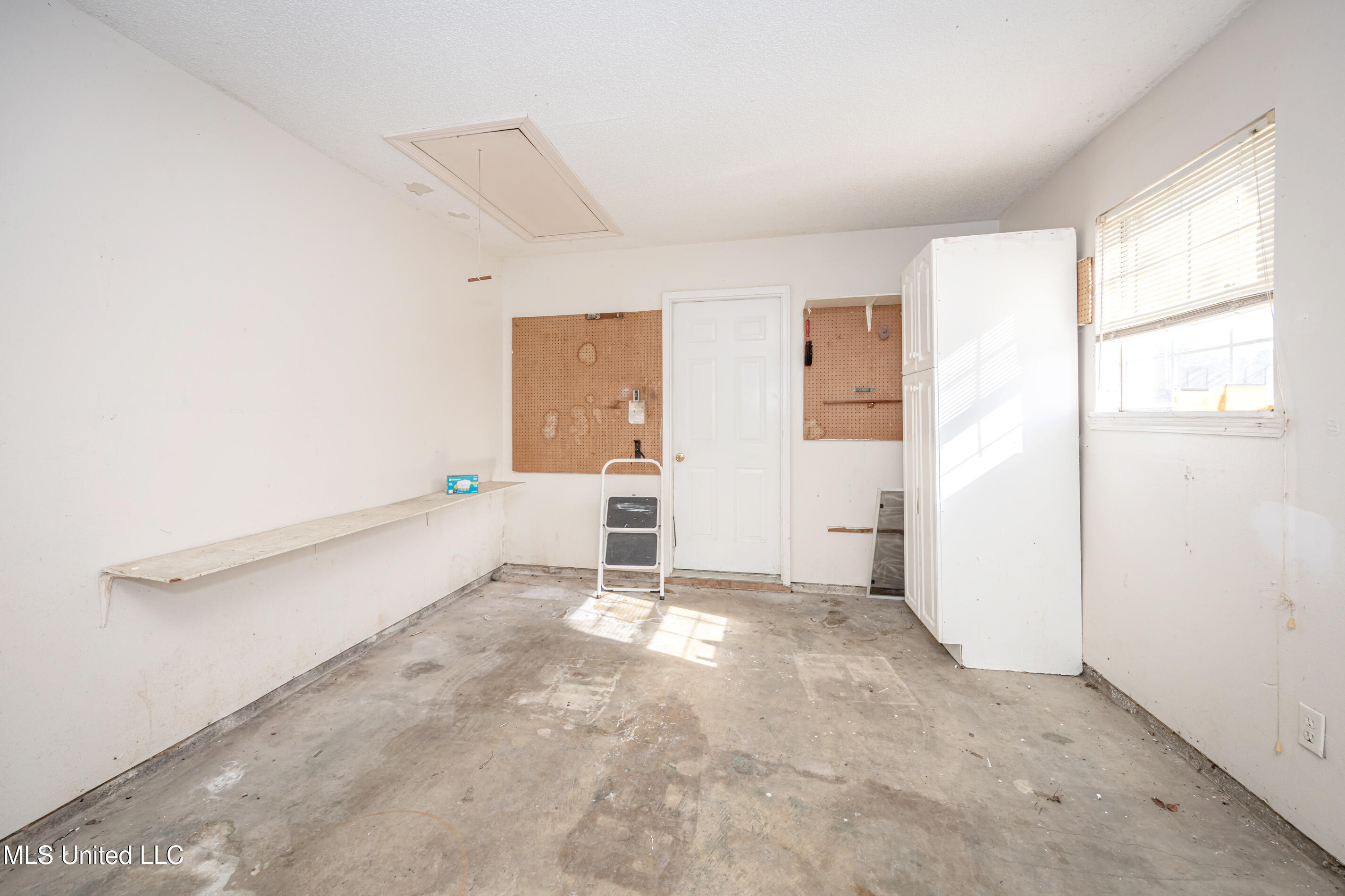 1316 Deana Road Ocean Springs, MS 39564 - Photo 33 of 36 IMG_5114