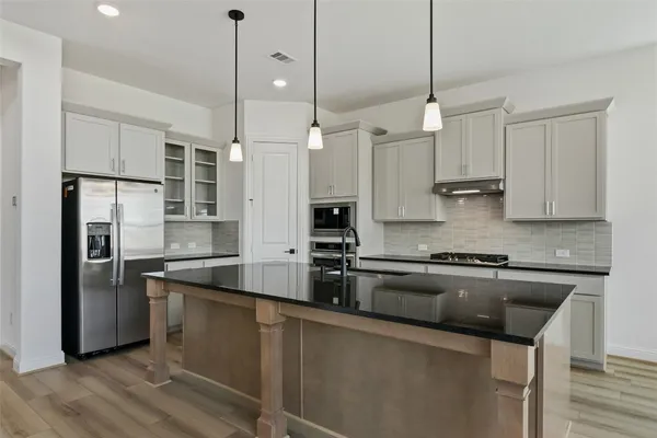 $549,990 | 351 Afton June Drive, Rosenberg, TX 77471