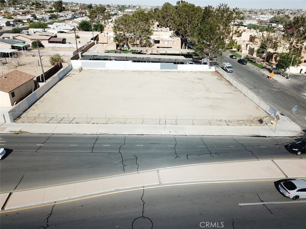 200 Montara Road Barstow, CA 92311 - Photo 3 of 31 a view of city