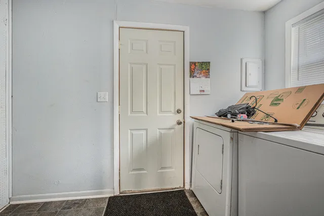 $85,000 | 1360 Whitney Avenue, Benton Harbor, MI 49022