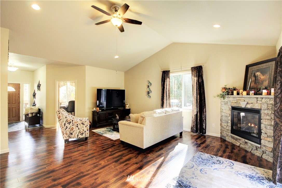 6679 Goodwin Road Everson, WA 98247 - Photo 11 of 40