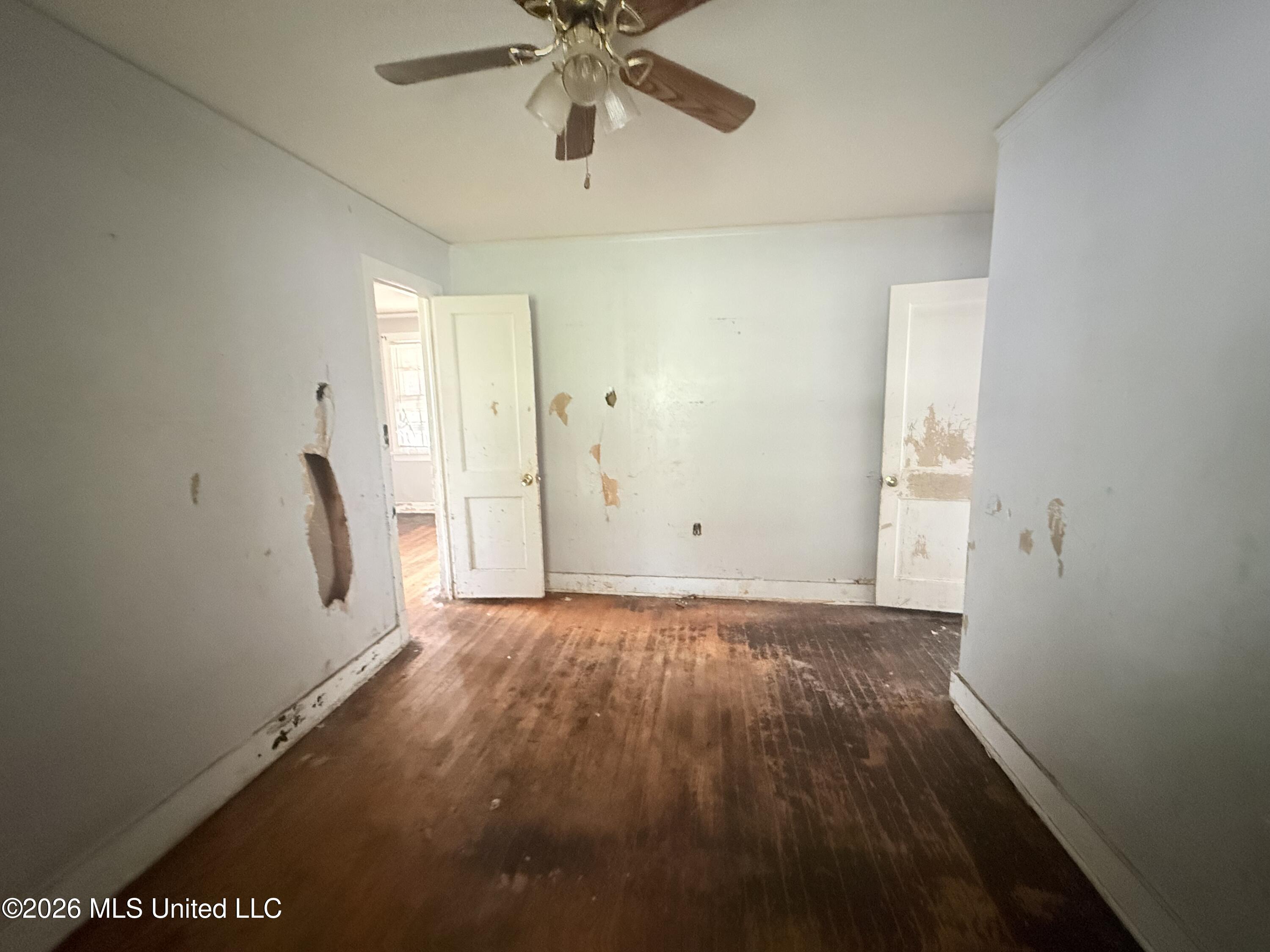 354 Walthall Street Grenada, MS 38901 - Photo 10 of 25 IMG_6732