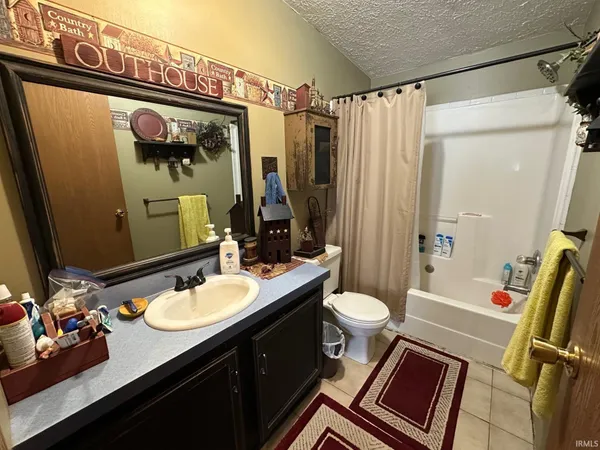 $299,900 | 3487 South 800 East, Hamilton, IN 46742