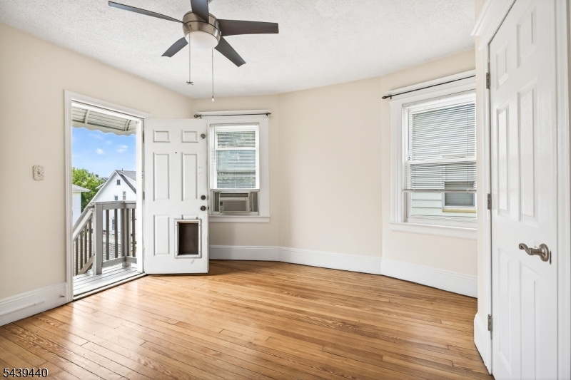 97 Berkeley Avenue, Unit 2 Bloomfield, NJ 07003 - Photo 4 of 22