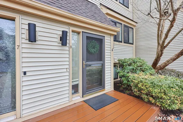 $339,000 | 8 Whirling Dun, Unit 8, Canton, CT 06019