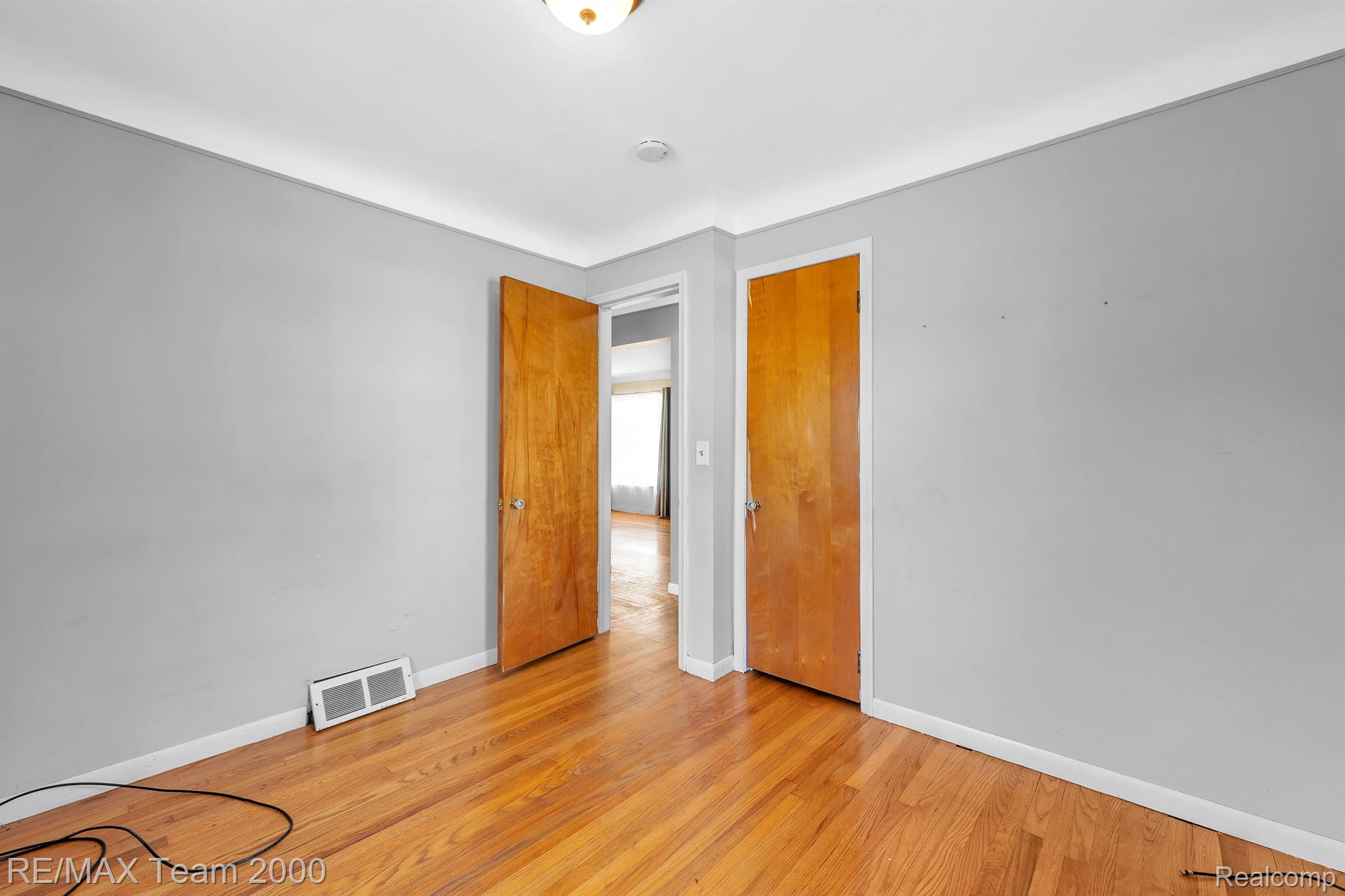 23036 Rausch Avenue Eastpointe, MI 48021 - Photo 15 of 24 Gallery Image 15