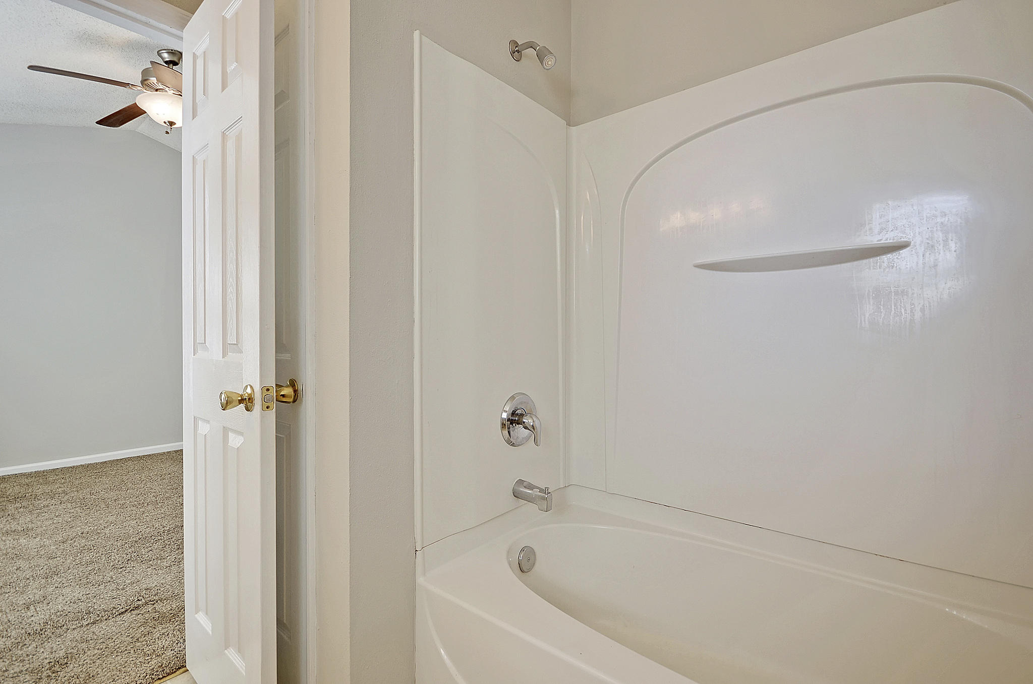 476 Doane Way Wando, SC 29492 - Photo 13 of 23 Bathroom1