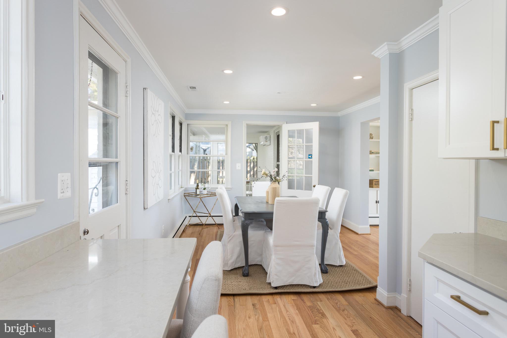 412 Aigburth Road Baltimore, MD 21286 - Photo 7 of 32 Bright and airy dining space awaits.