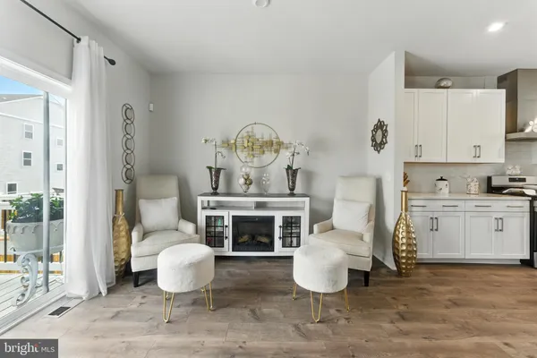 $474,888 | 406 Honeyberry Lane, Fredericksburg, VA 22405