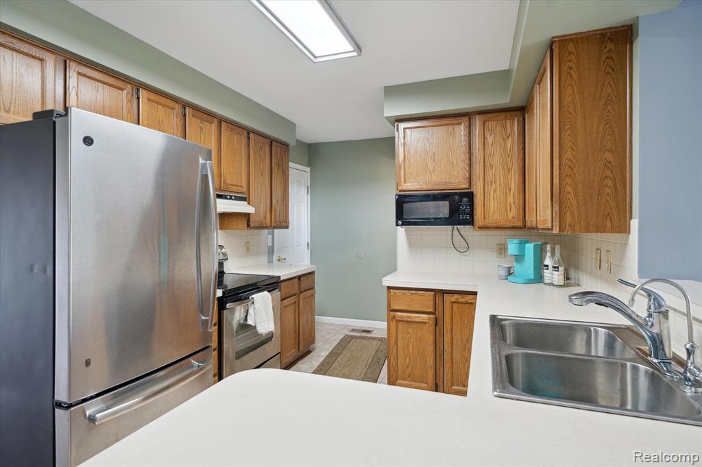 9239 Timberline Drive Grand Blanc, MI 48439 - Photo 10 of 34