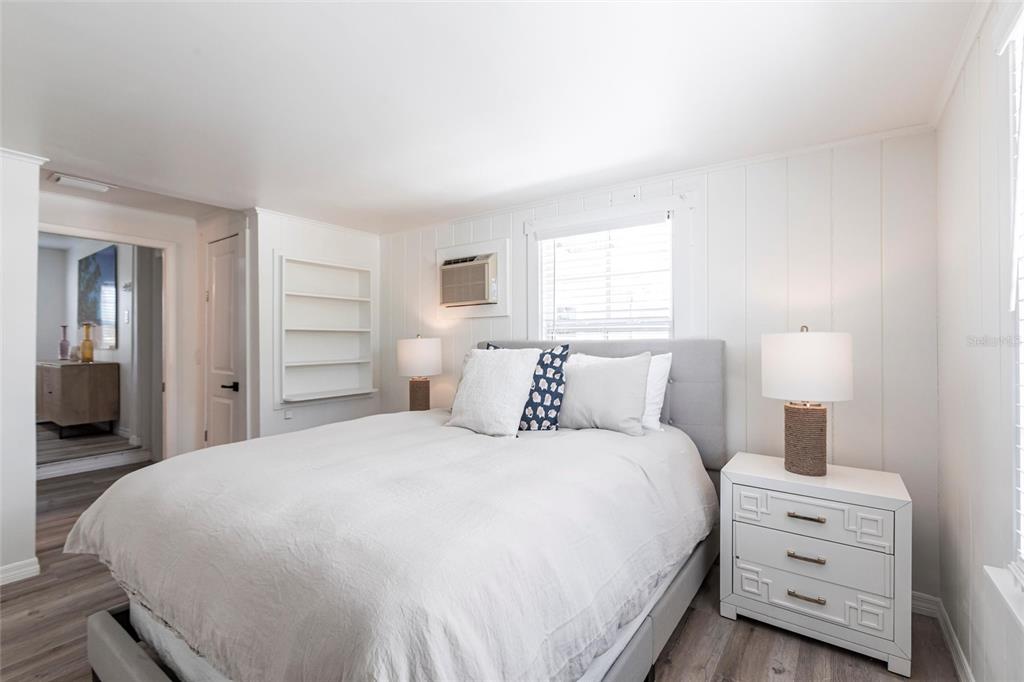 640 Broadway Street Longboat Key, FL 34228 - Photo 13 of 26 a bedroom with a bed and a closet