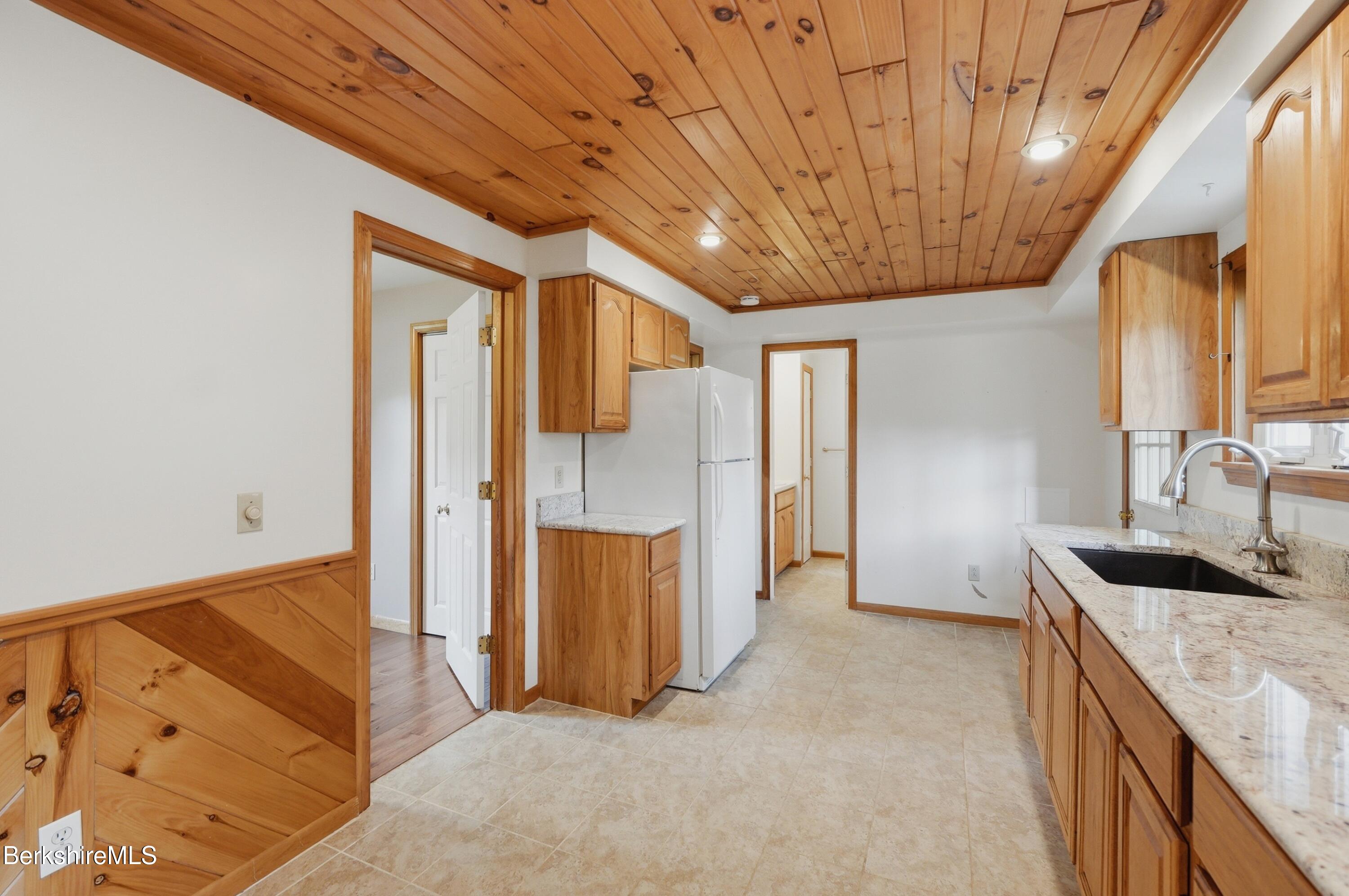 688 Cheshire Road Lanesborough, MA 01237 - Photo 16 of 33 Kitchen