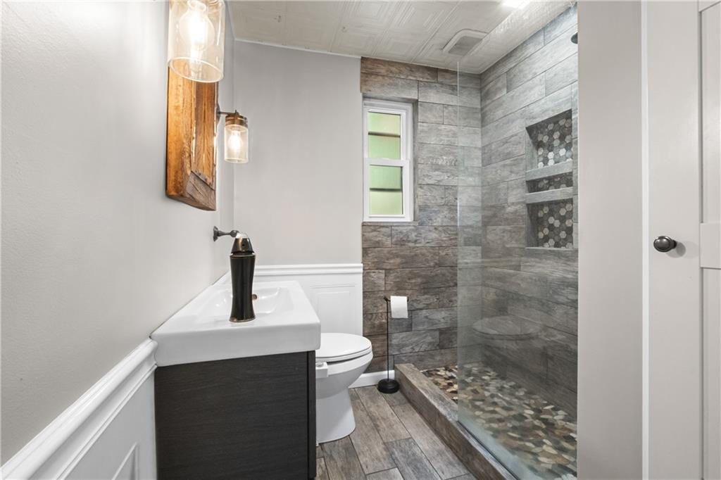 3606 Churchview Avenue Pittsburgh, PA 15236 - Photo 13 of 36