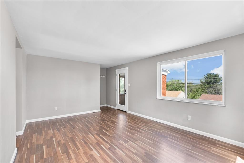 3606 Churchview Avenue Pittsburgh, PA 15236 - Photo 6 of 36