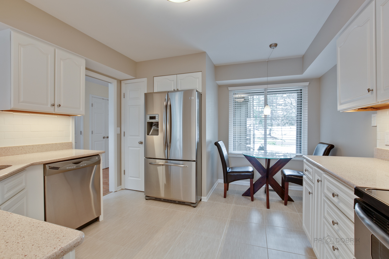 970 Shoreline Road Lake Barrington, IL 60010 - Photo 12 of 38