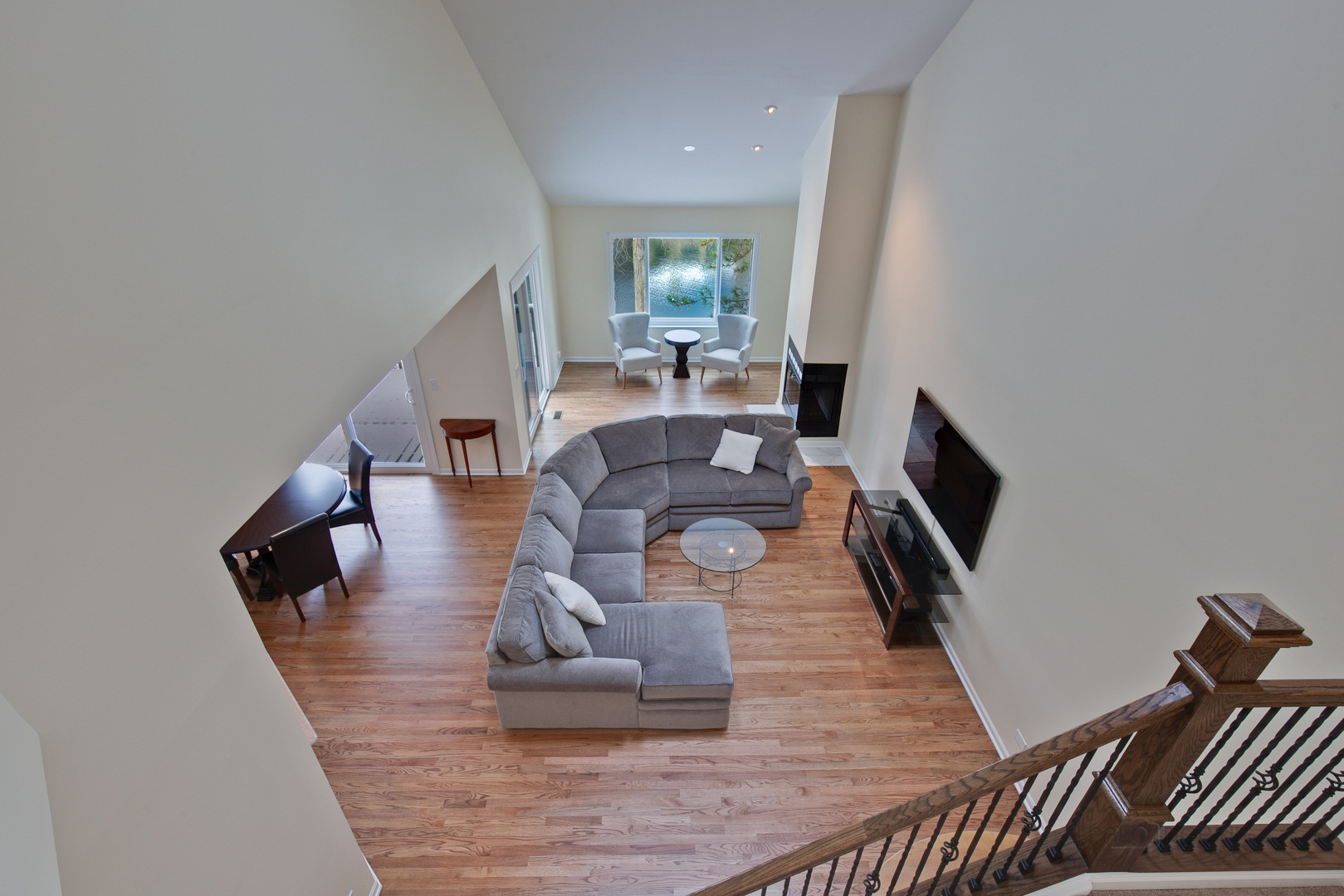 970 Shoreline Road Lake Barrington, IL 60010 - Photo 18 of 38