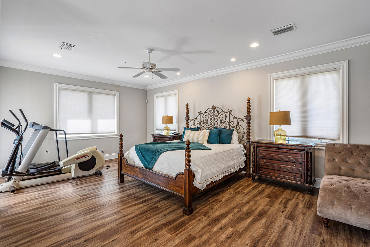 285 Northwest 6th Street Boca Raton, FL 33432 - Photo 20 of 29 017-285Northwest6thStreet-BocaRaton-FL-3