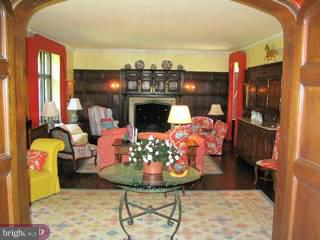 602 Sugartown Road Berwyn, PA 19312 - Photo 2 of 6 Gallery Image 2