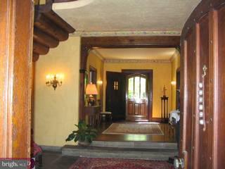 602 Sugartown Road Berwyn, PA 19312 - Photo 5 of 6 Gallery Image 5