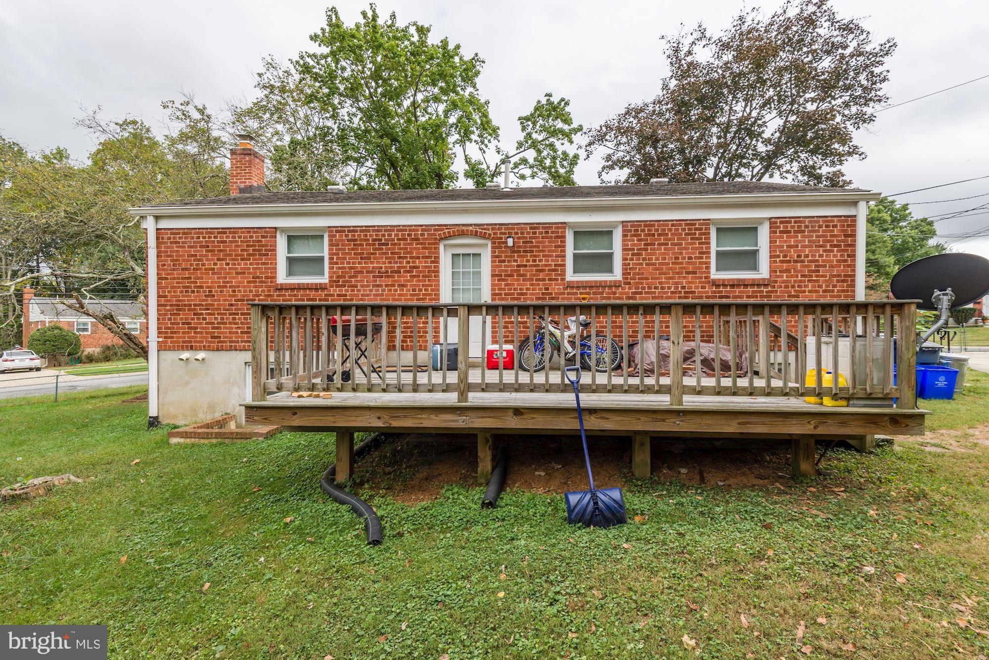 4701 Oxbow Road Rockville, MD 20852 - Photo 2 of 33 Gallery Image 2