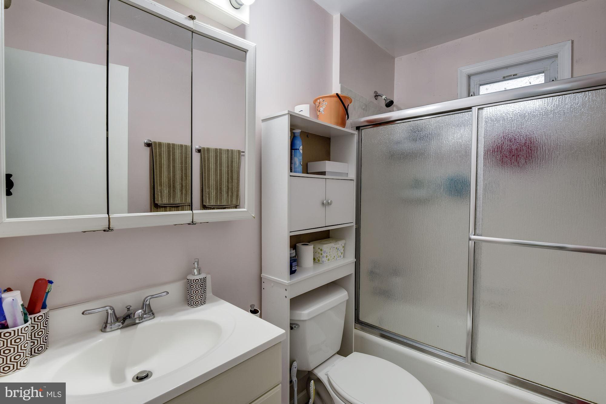 4701 Oxbow Road Rockville, MD 20852 - Photo 20 of 33 Gallery Image 20