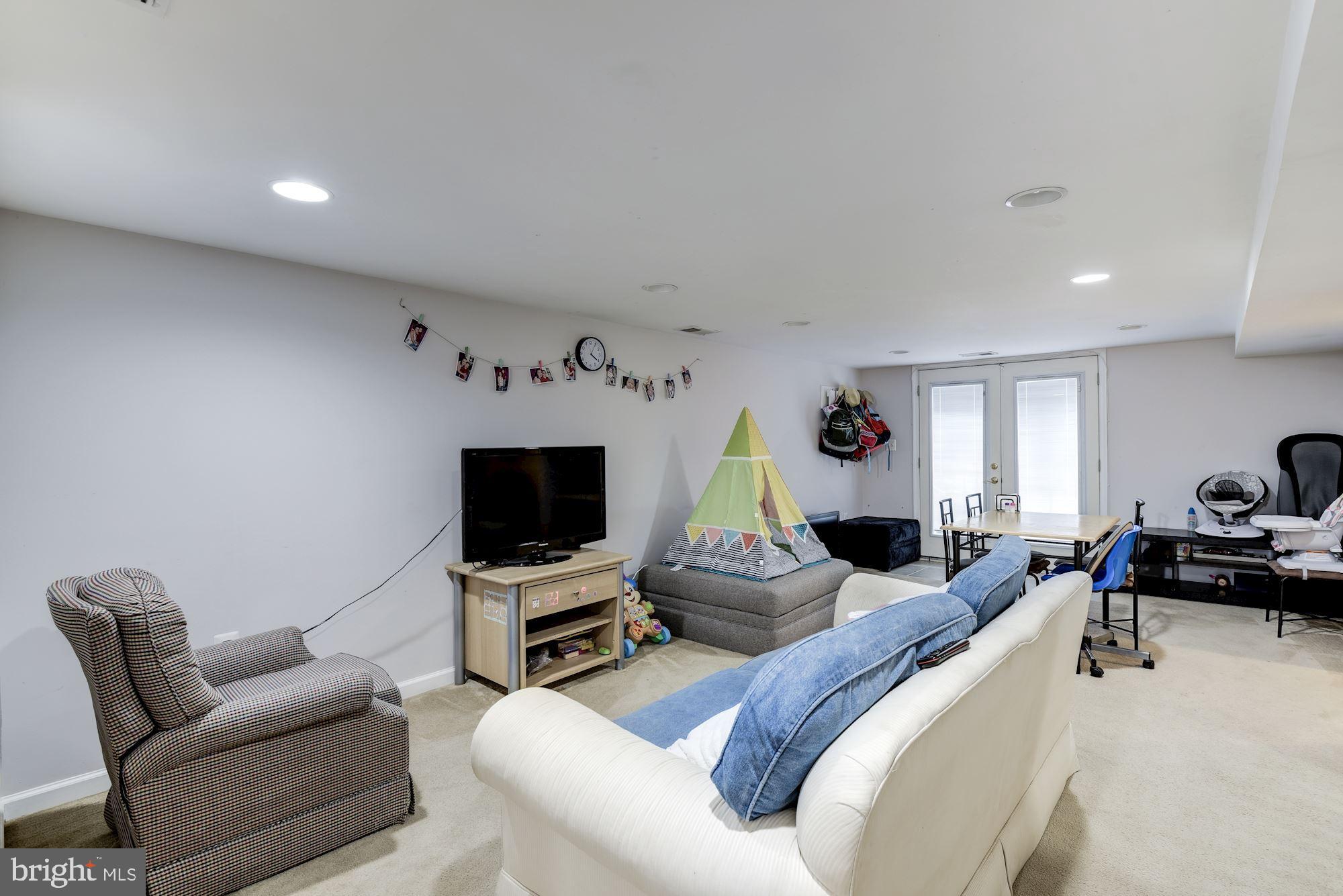 4701 Oxbow Road Rockville, MD 20852 - Photo 23 of 33 Gallery Image 23