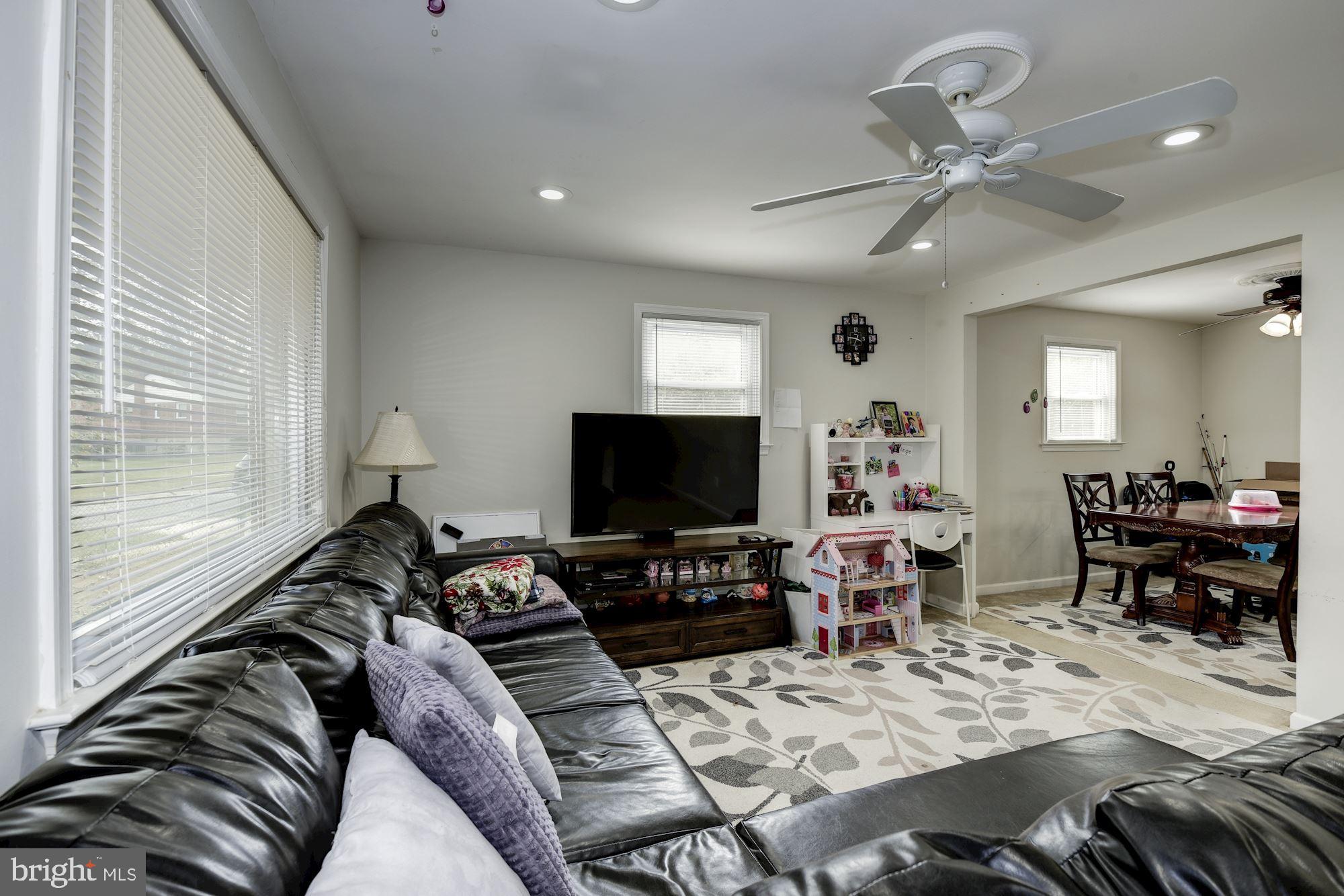 4701 Oxbow Road Rockville, MD 20852 - Photo 10 of 33 Gallery Image 10