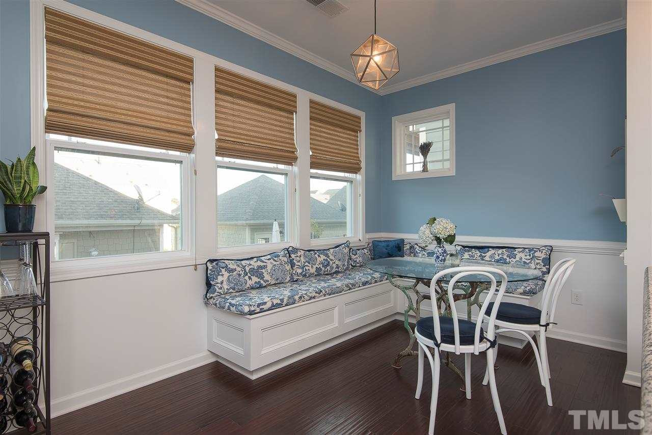 1520 Crafton Way Raleigh, NC 27607 - Photo 12 of 22 Breakfast area off kitchen with built-in bench seating Breakfast Area