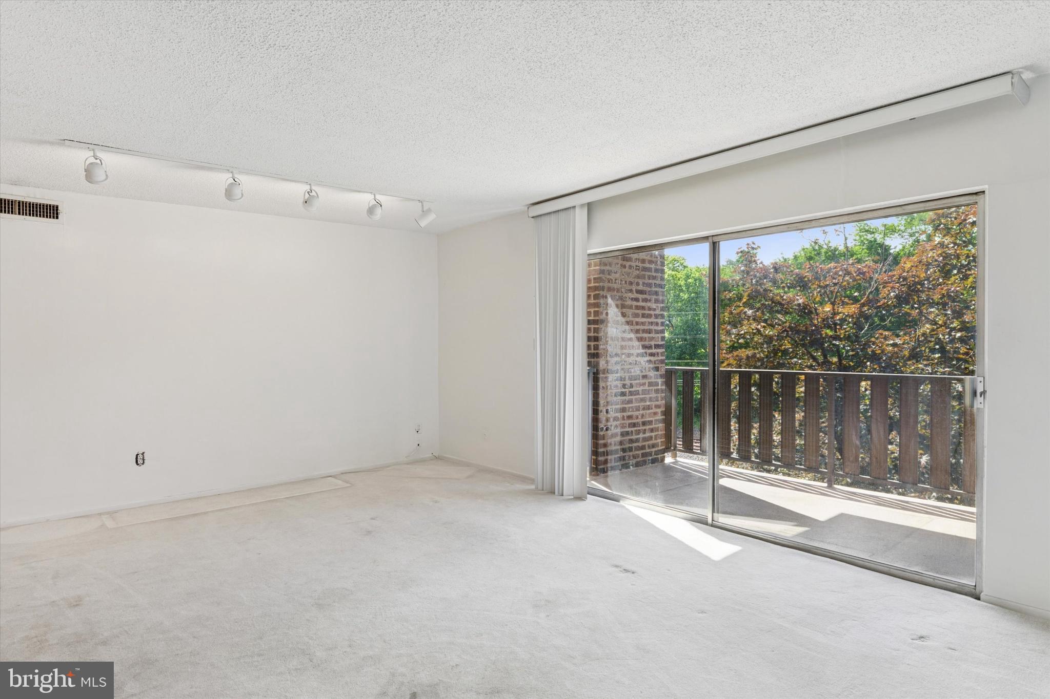 1610 The Fairway, Unit W504 Jenkintown, PA 19046 - Photo 8 of 16