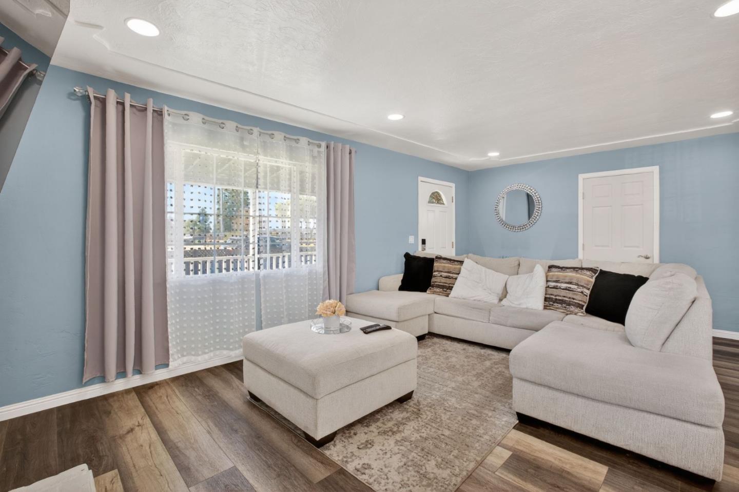 24 Amesti Road Watsonville, CA 95076 - Photo 3 of 27