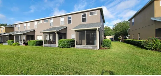 a view of empty room with a window