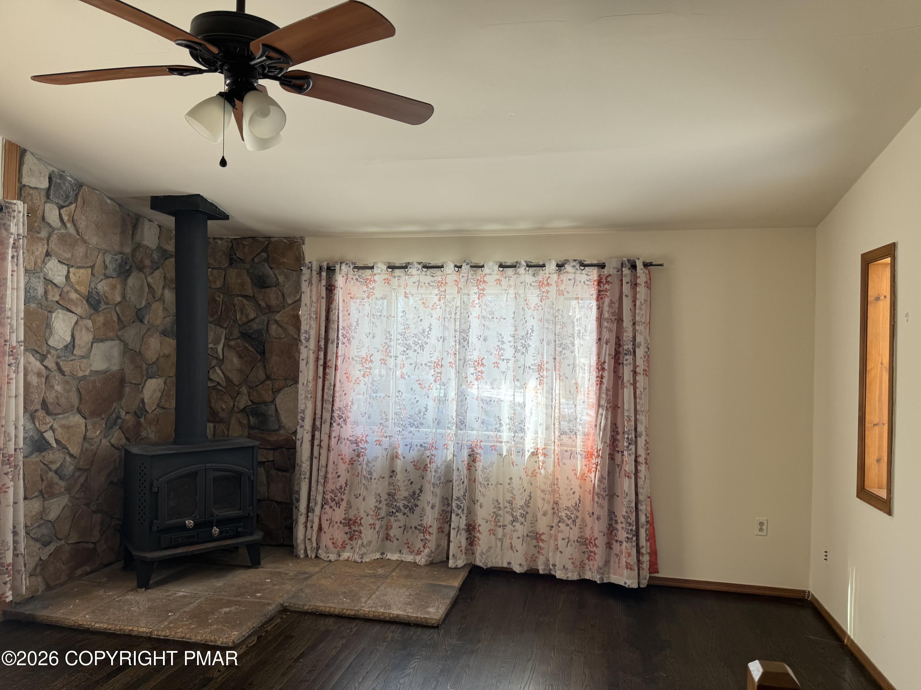 217 Coach Road Tobyhanna, PA 18466 - Photo 11 of 24 IMG_6504