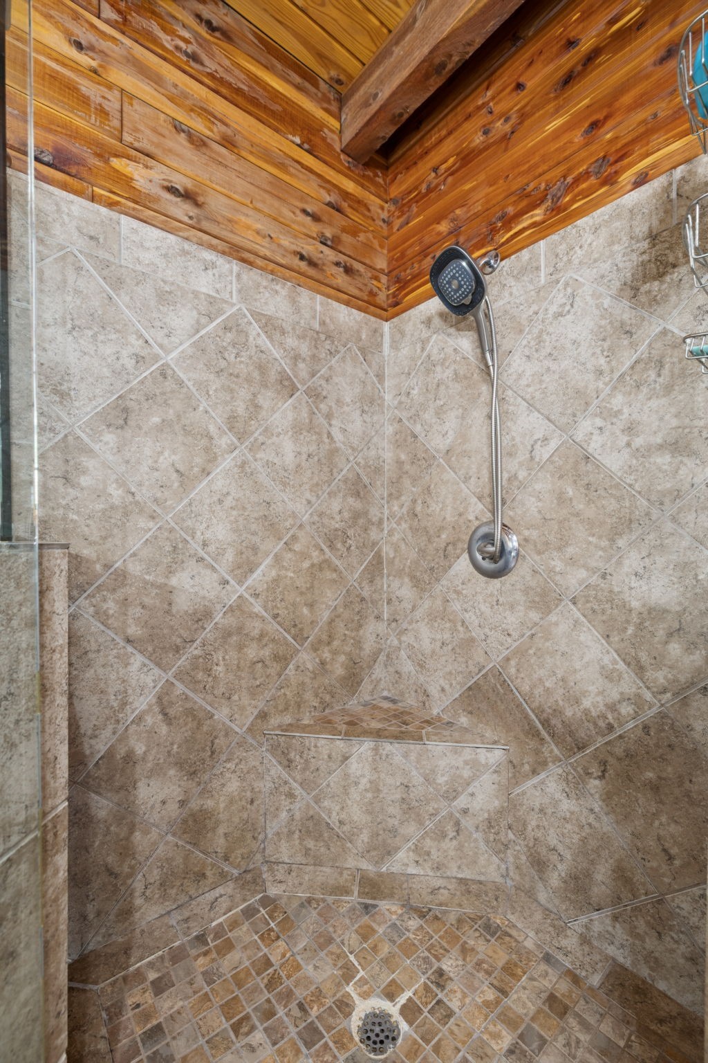 602 Gaither Hinson Road Waynesboro, TN 38485 - Photo 34 of 69 a bathroom with a shower