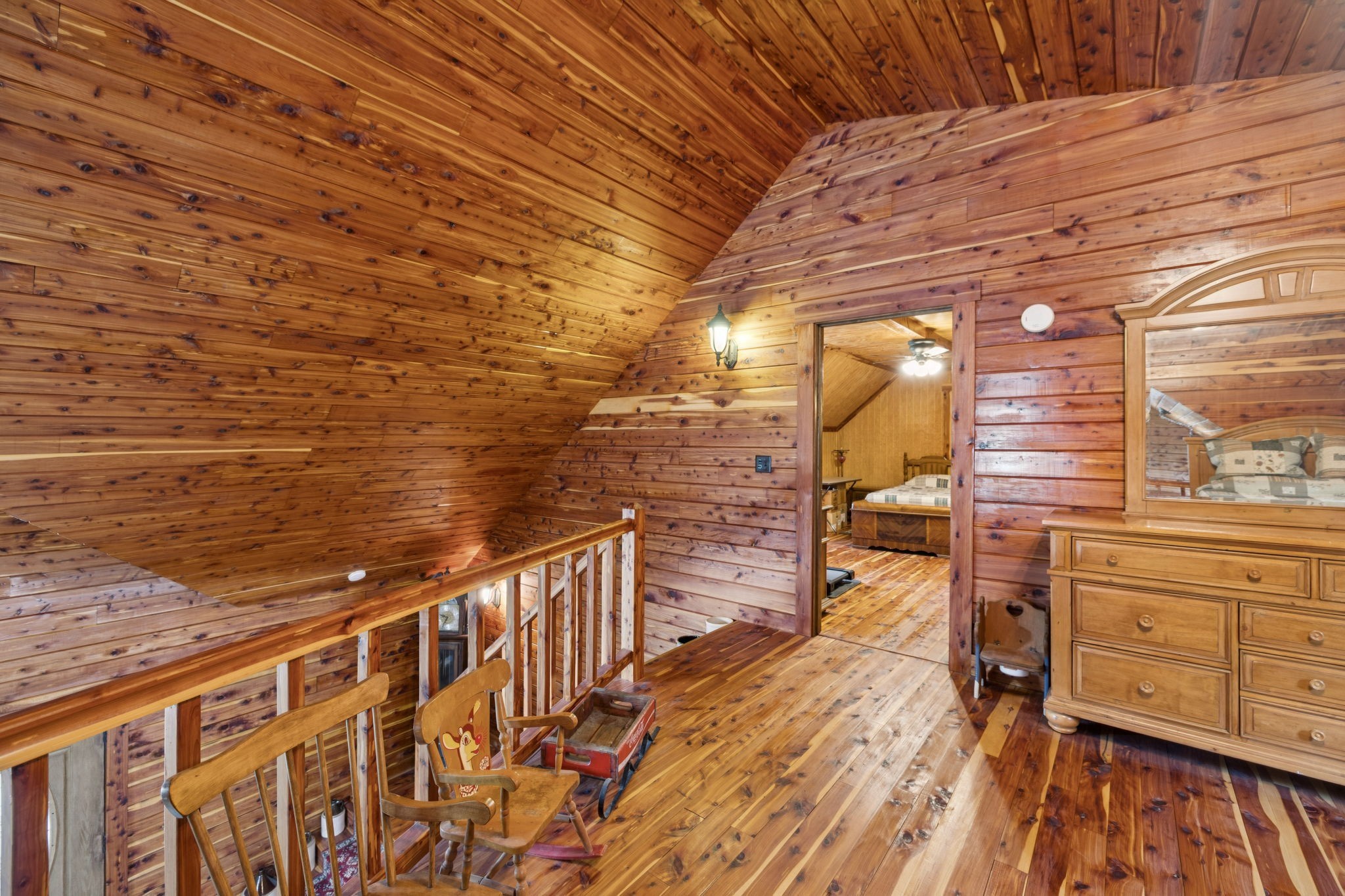 602 Gaither Hinson Road Waynesboro, TN 38485 - Photo 40 of 69 a view of a balcony with wooden floor
