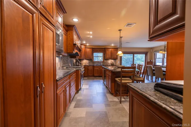 $1,299,999 | 2119 Rosemont Street, North Bellmore, NY 11710