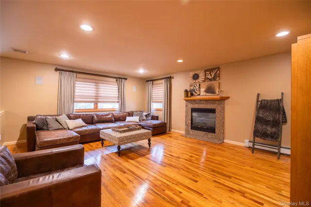 $1,299,999 | 2119 Rosemont Street, North Bellmore, NY 11710