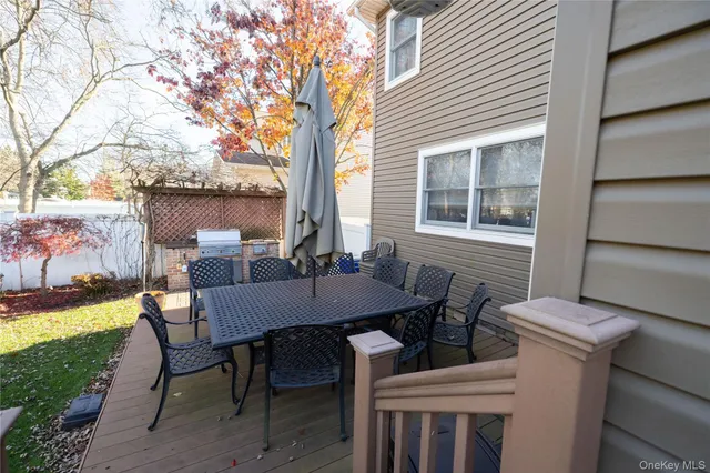$1,299,999 | 2119 Rosemont Street, North Bellmore, NY 11710
