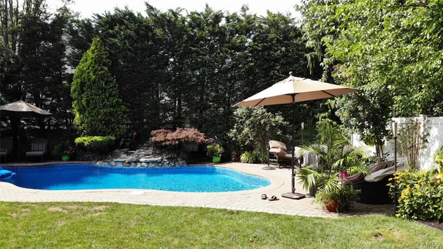 $1,299,999 | 2119 Rosemont Street, North Bellmore, NY 11710